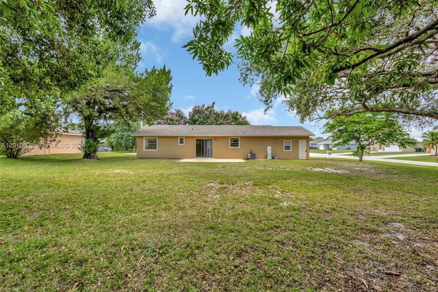 1101 SW Addie St, Port St. Lucie, FL 34983