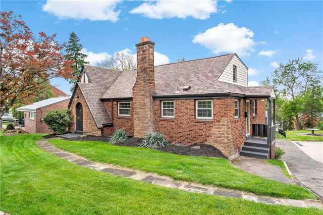 158 Old Clairton Road, Pleasant Hills, PA 15236