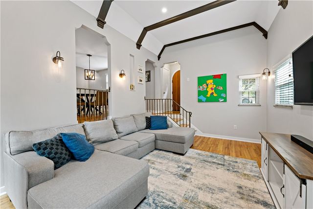 158 Old Clairton Road, Pleasant Hills, PA 15236