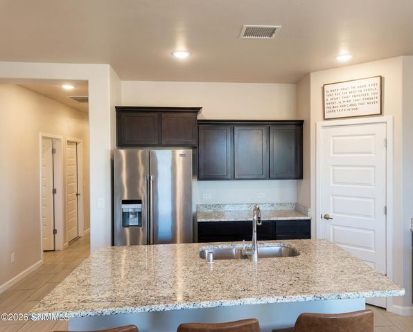 4302 Tawny Park Road, Las Cruces, NM 88011