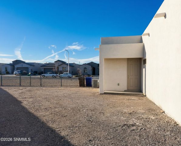 4302 Tawny Park Road, Las Cruces, NM 88011