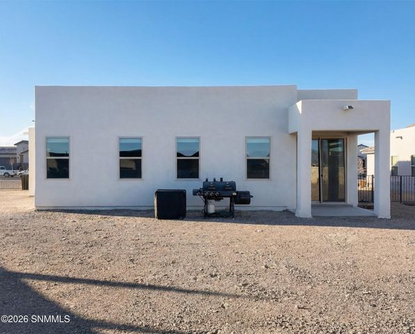 4302 Tawny Park Road, Las Cruces, NM 88011
