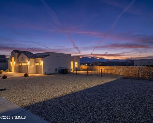 4302 Tawny Park Road, Las Cruces, NM 88011