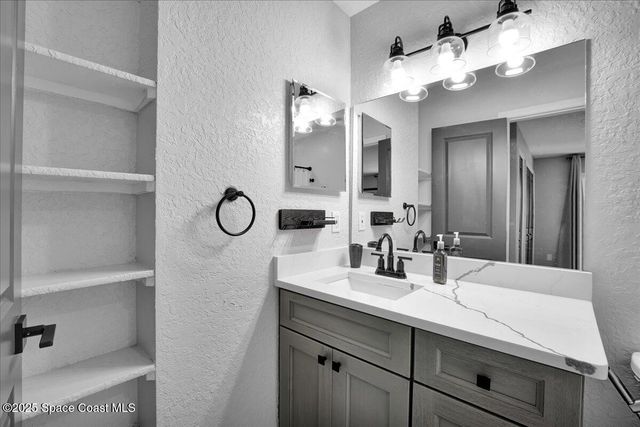 380 Nora Avenue, Merritt Island, FL 32952