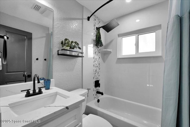 380 Nora Avenue, Merritt Island, FL 32952