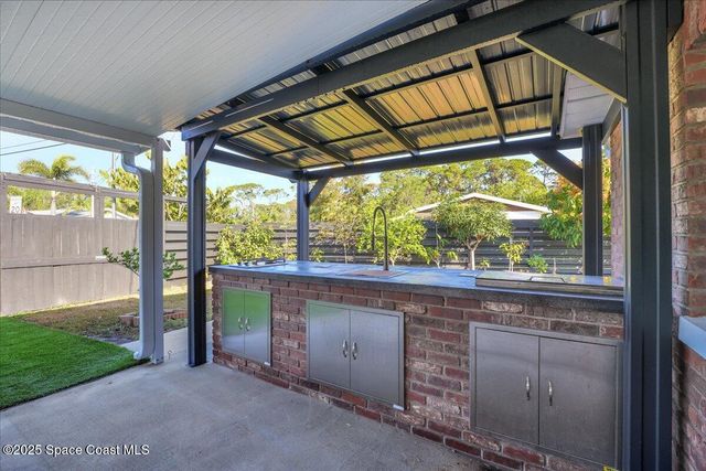 380 Nora Avenue, Merritt Island, FL 32952