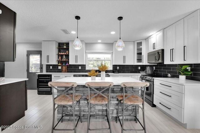 380 Nora Avenue, Merritt Island, FL 32952