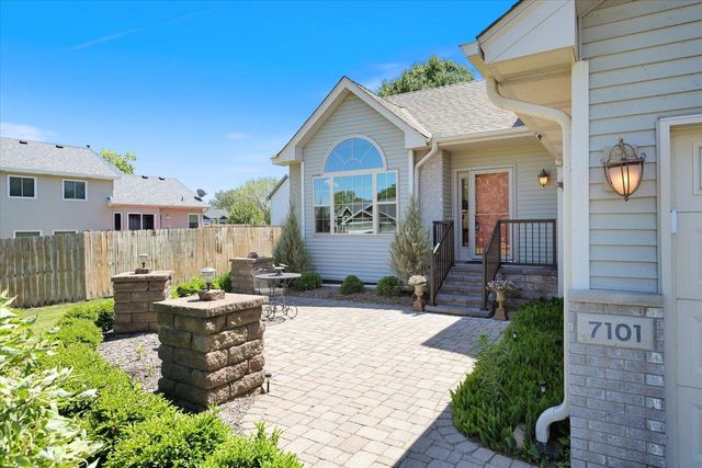 7101 91st Trail N, Brooklyn Park, MN 55445