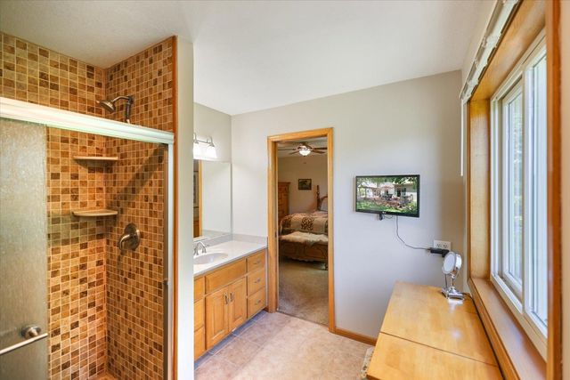 7101 91st Trail N, Brooklyn Park, MN 55445