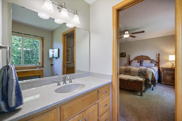 7101 91st Trail N, Brooklyn Park, MN 55445