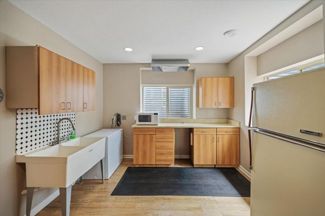 7101 91st Trail N, Brooklyn Park, MN 55445