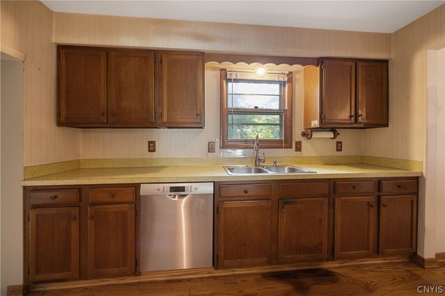 8027 Thyme Circle, Clay, NY 13090