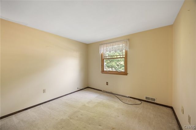 8027 Thyme Circle, Clay, NY 13090