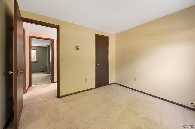 8027 Thyme Circle, Clay, NY 13090