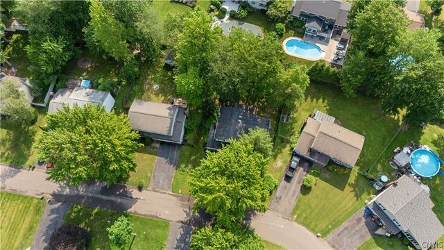 8027 Thyme Circle, Clay, NY 13090