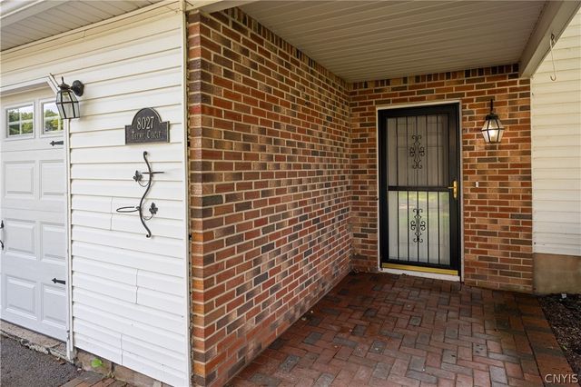 8027 Thyme Circle, Clay, NY 13090