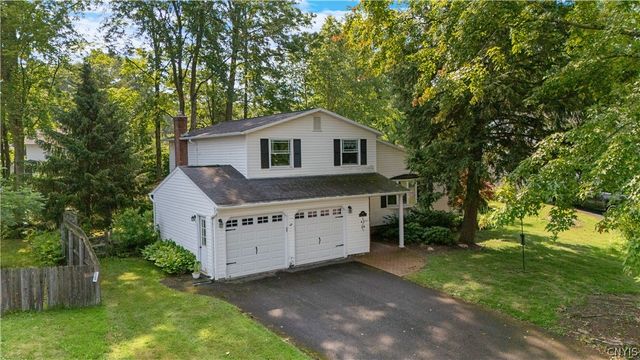 8027 Thyme Circle, Clay, NY 13090