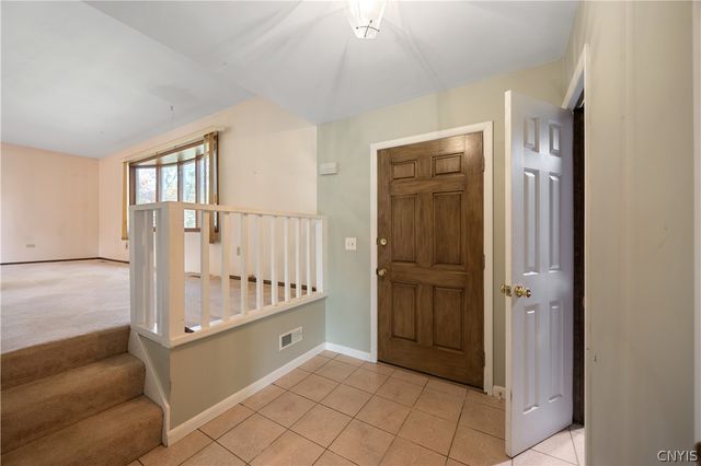 8027 Thyme Circle, Clay, NY 13090