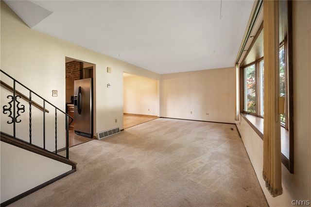 8027 Thyme Circle, Clay, NY 13090