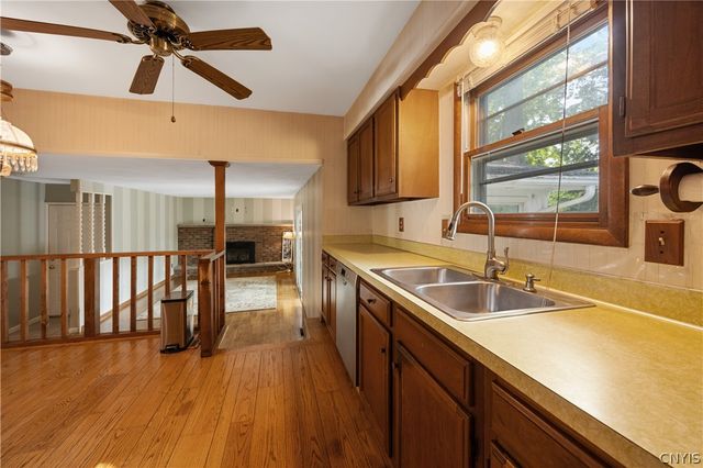 8027 Thyme Circle, Clay, NY 13090
