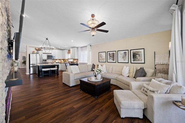 19254 FISHERMANS BEND DRIVE, Lutz, FL 33558