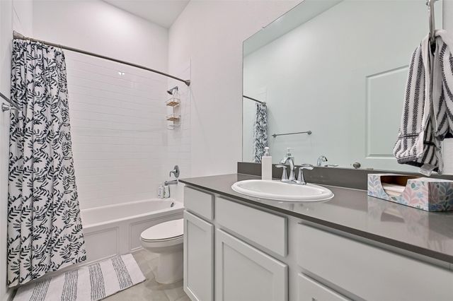 4827 Stoney Terrace Trail, Baytown, TX 77521