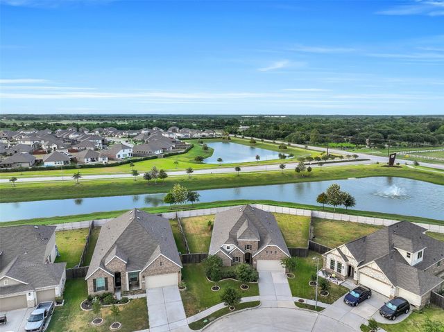 4827 Stoney Terrace Trail, Baytown, TX 77521