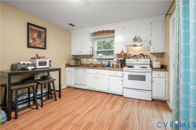 7113 Deer Run Ln, Chesterfield, VA 23112