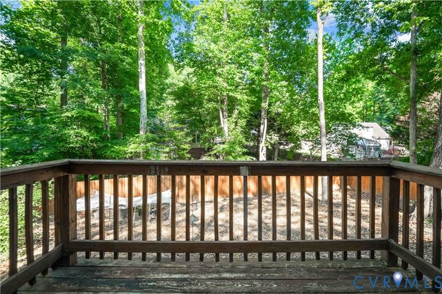 7113 Deer Run Ln, Chesterfield, VA 23112
