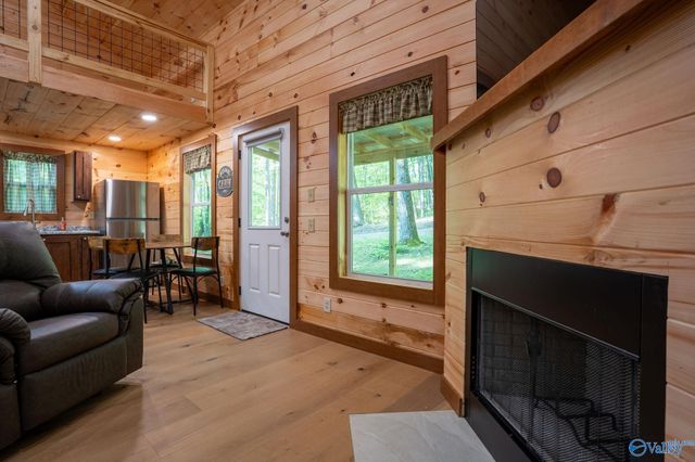 1140 County Road 797, Valley Head, AL 35989