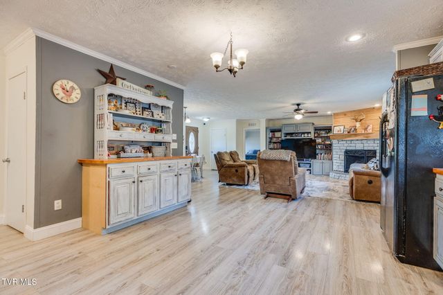 400 Cassard Lane, Gate City, VA 24251