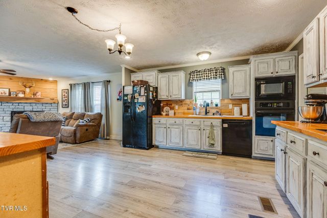 400 Cassard Lane, Gate City, VA 24251