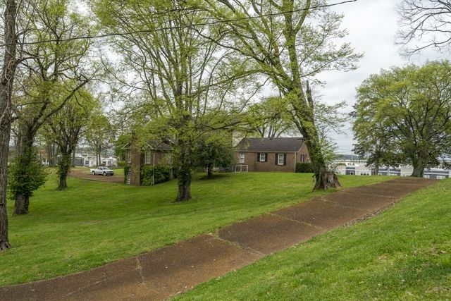 701 Preston Rd, Antioch, TN 37013