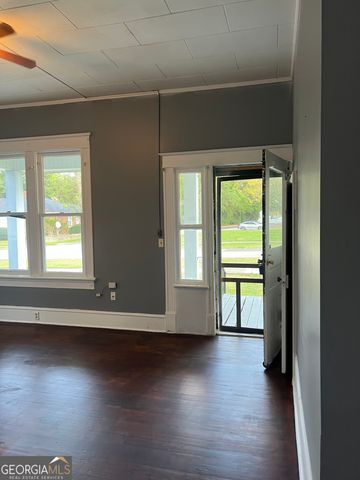 92 Woodlawn Avenue B, Winder, GA 30680