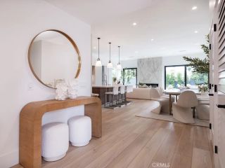 2187 Meyer Place, Costa Mesa, CA 92627