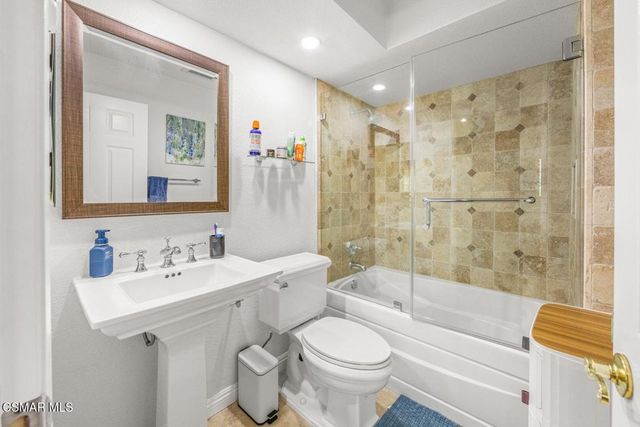 236 Country Club Drive B, Simi Valley, CA 93065