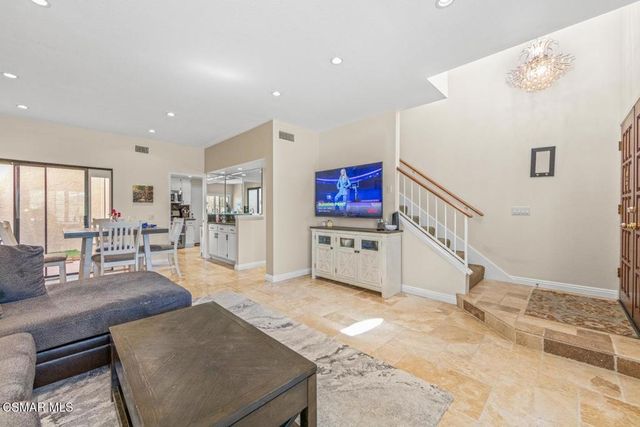 236 Country Club Drive B, Simi Valley, CA 93065