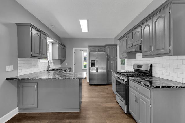 301 McKinney St, Estill Springs, TN 37330