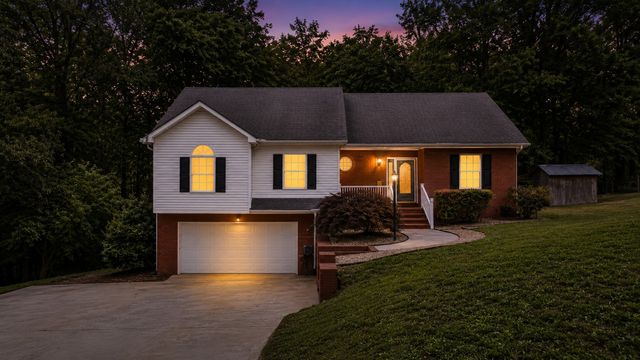 301 McKinney St, Estill Springs, TN 37330