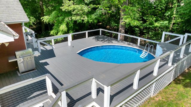 301 McKinney St, Estill Springs, TN 37330