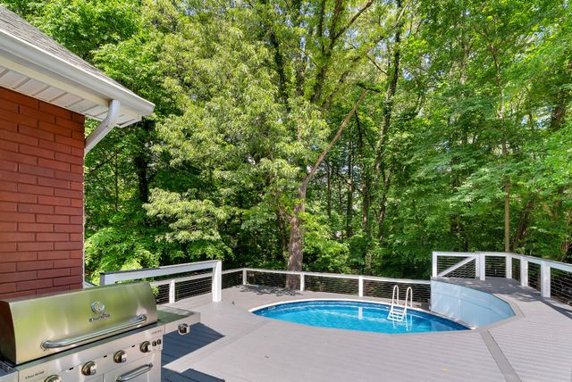 301 McKinney St, Estill Springs, TN 37330