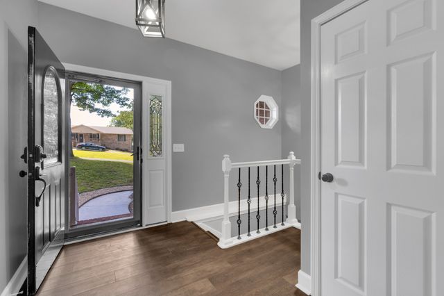 301 McKinney St, Estill Springs, TN 37330