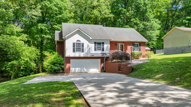 301 McKinney St, Estill Springs, TN 37330