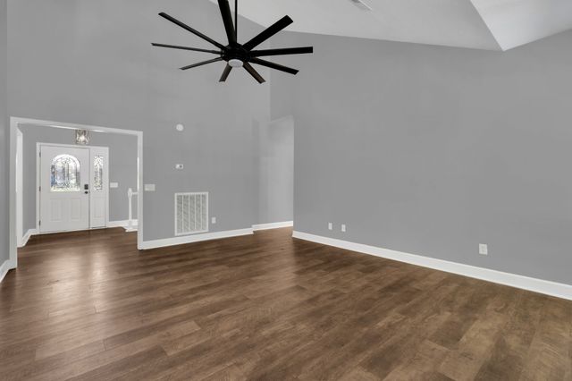 301 McKinney St, Estill Springs, TN 37330