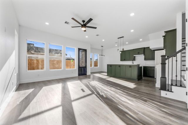 1304 Duff Lane, Houston, TX 77022