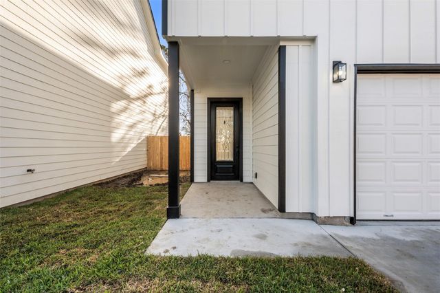 1304 Duff Lane, Houston, TX 77022