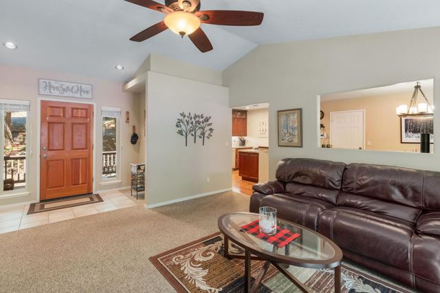 3148 Amber Trl, Pollock Pines, CA 95726