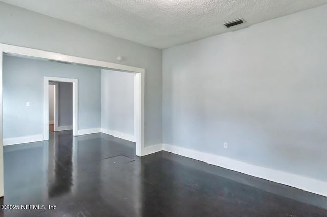 29 21 Street W, Jacksonville, FL 32206