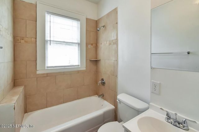 29 21 Street W, Jacksonville, FL 32206