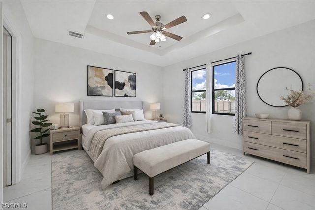 1102 NE 16th PL, Cape Coral, FL 33909